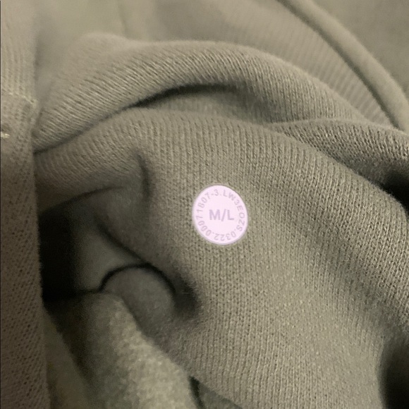 lululemon athletica Green Scuba Jacket, Size M/L
Excellent Condition - Picture 3 of 7